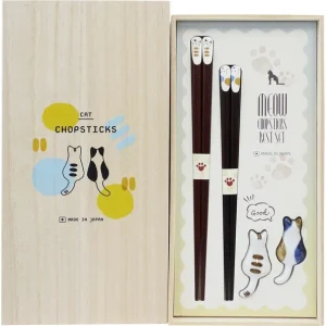 Chopstick Rests with Cats in Wooden Box
